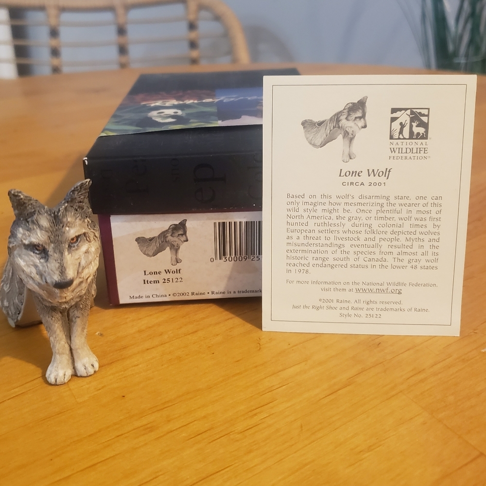 Just the Right Shoe,  Lone Wolf, 2001, 25122